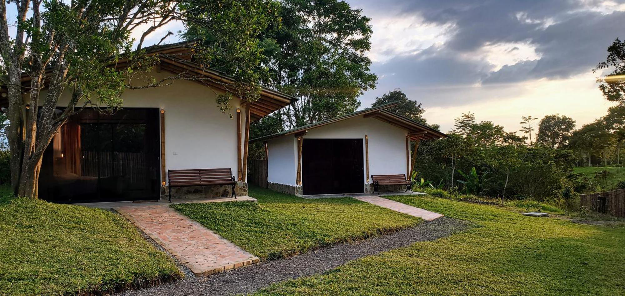 Ecohotel Alma Calarca Exterior photo